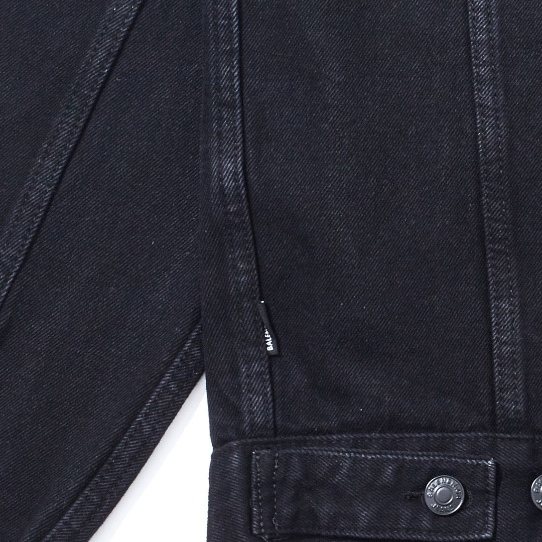 Ba1en*iaga Jacket
