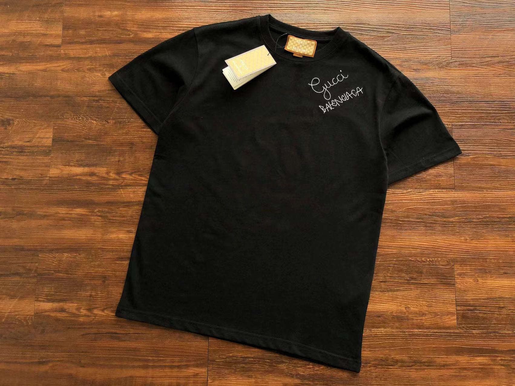 Gvc*1 x Ba1en*iaga T-shirt
