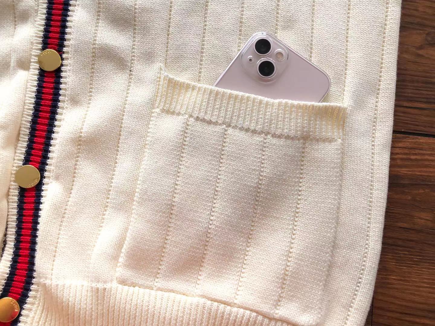 Gvc*1 Cardigan