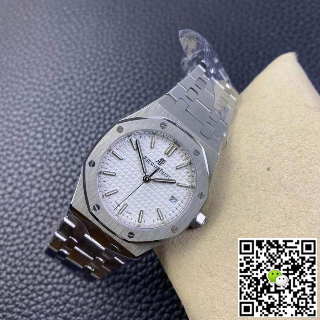 Replica Audemars P1g*et Royal Oak 77350ST.OO.1261ST.01 1:1 Best Edition 8F Factory Silver Dial