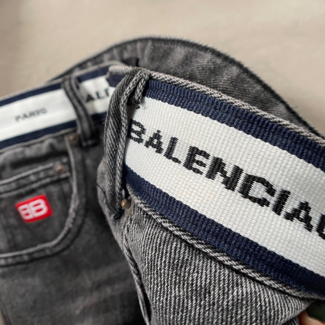 Ba1en*iaga Jeans