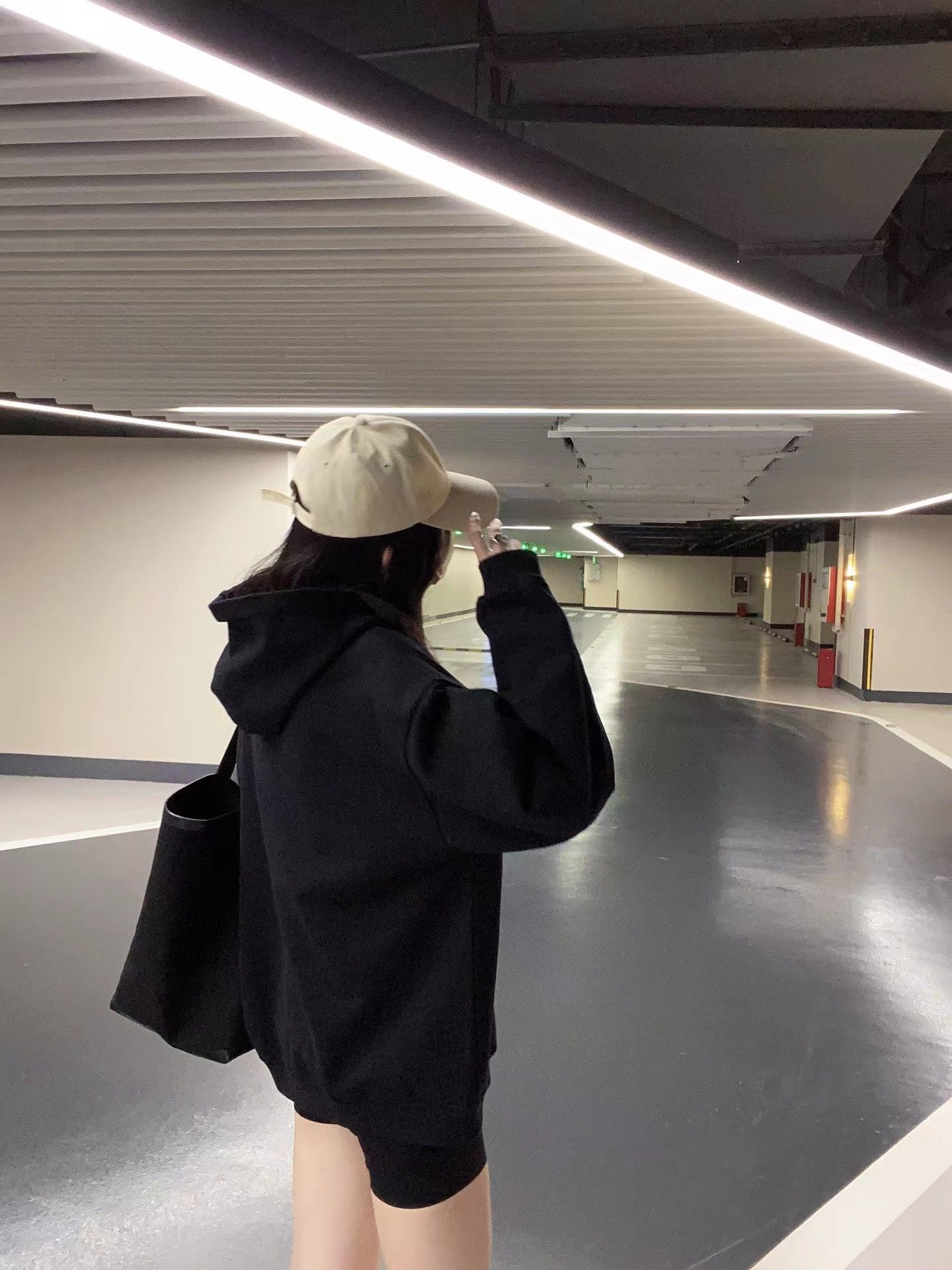 Ba1en*iaga Hoodie