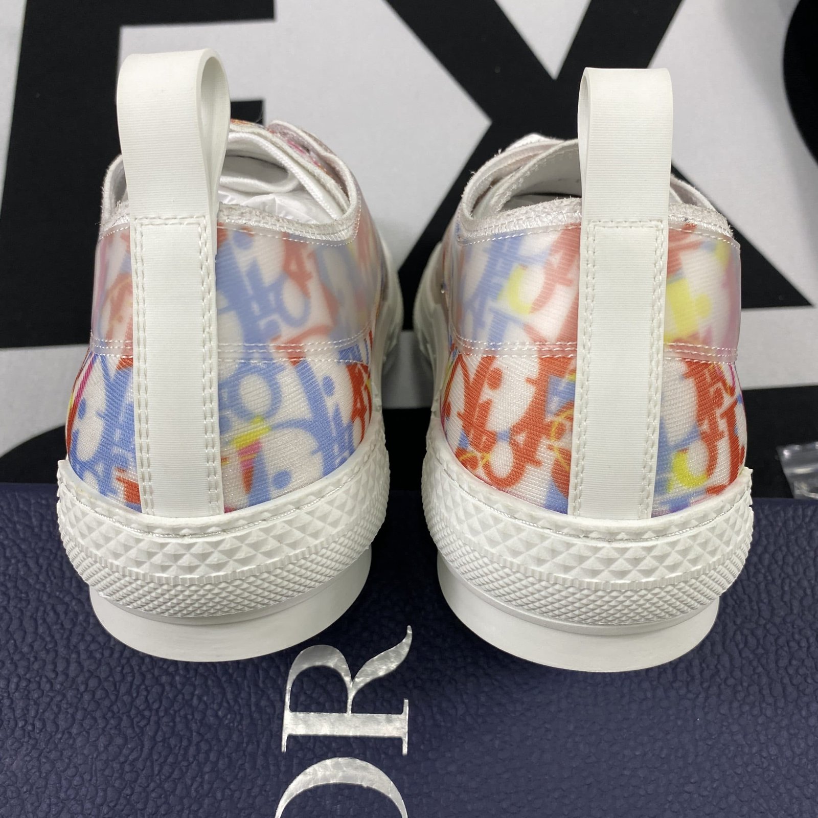 D10r B23 High Top Sneaker 6