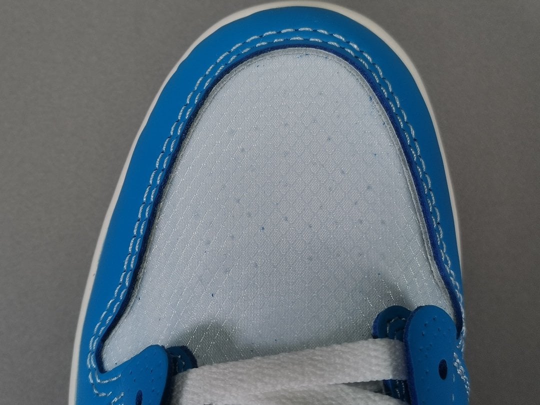 Jordan 1 Retro High Off-White University Blue Extended Size