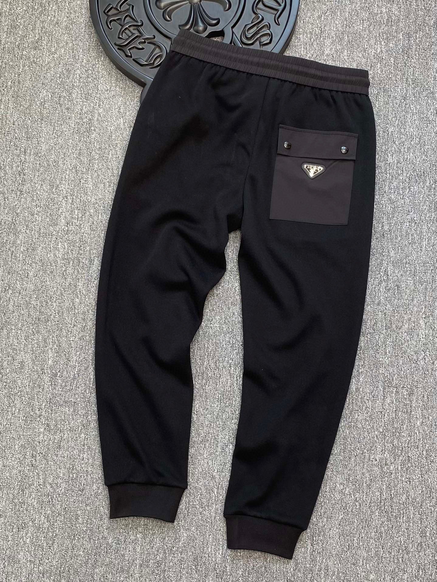 Pra*a Sweatpants