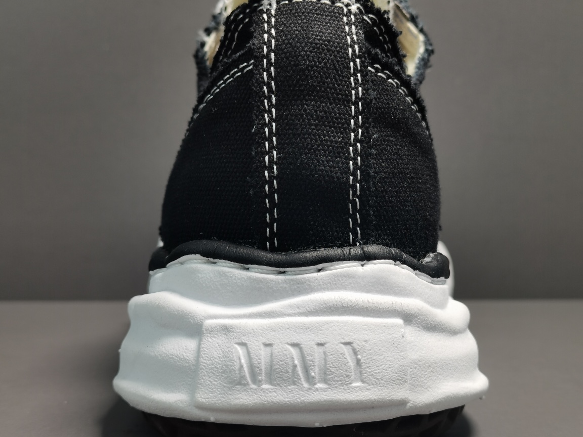 MlHAR YASUHlRO Og Sole Canvas Low A01FW702