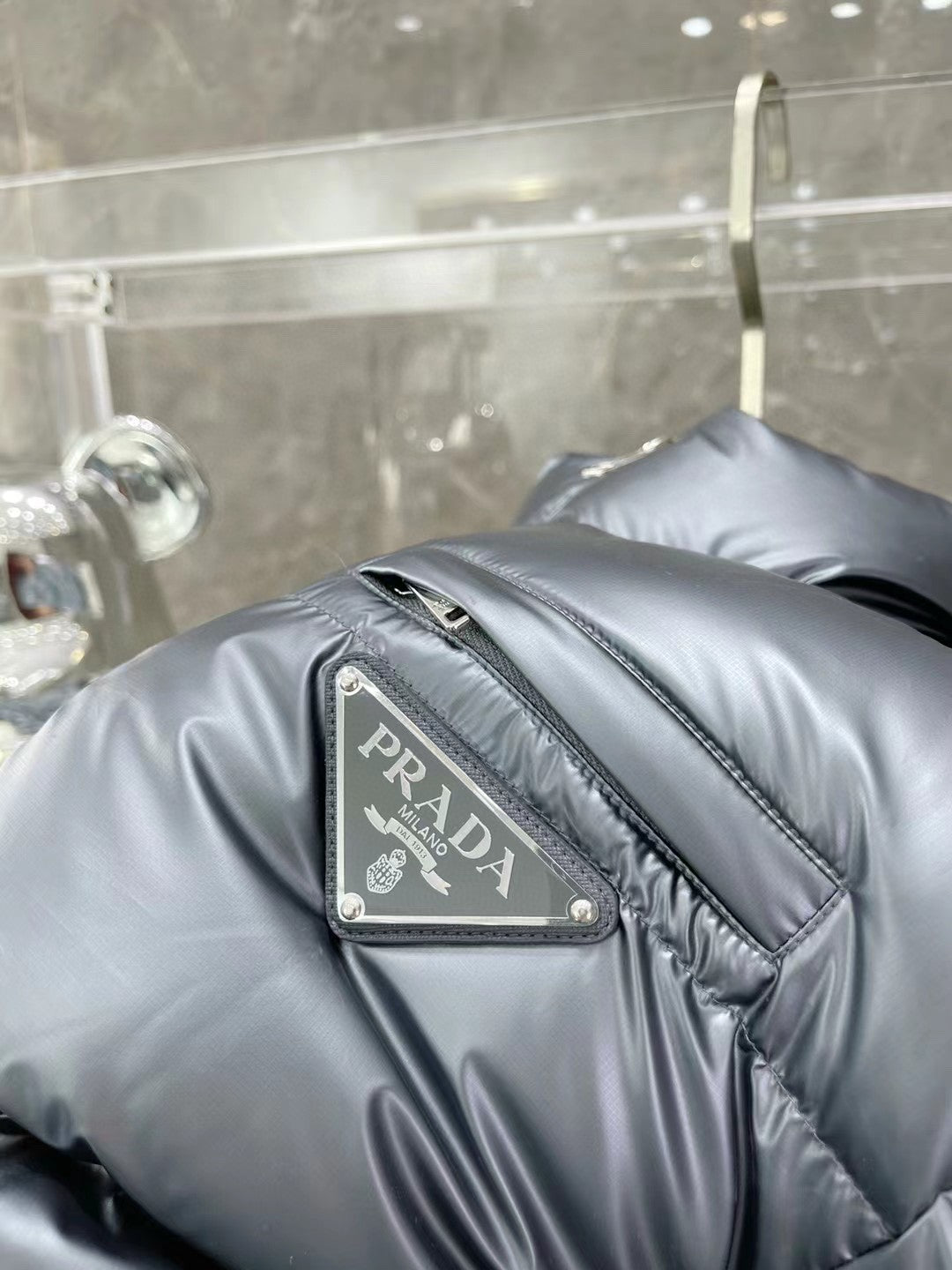 Pra*a Jacket