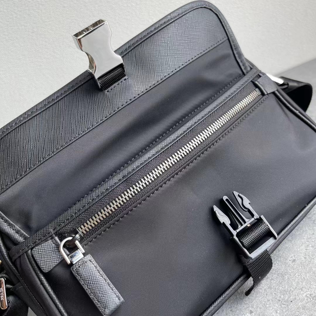 Pra*a Bag Dupe