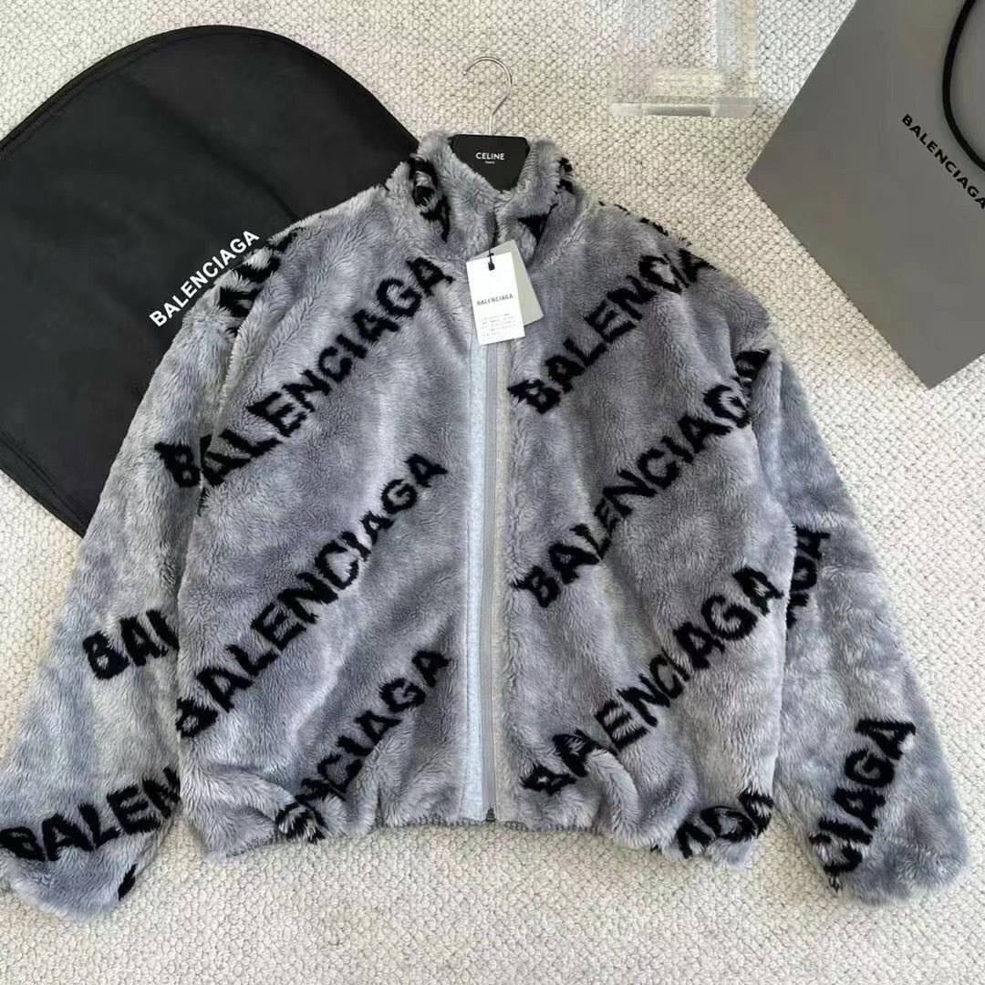 Ba1en*iaga Reversible Jacket