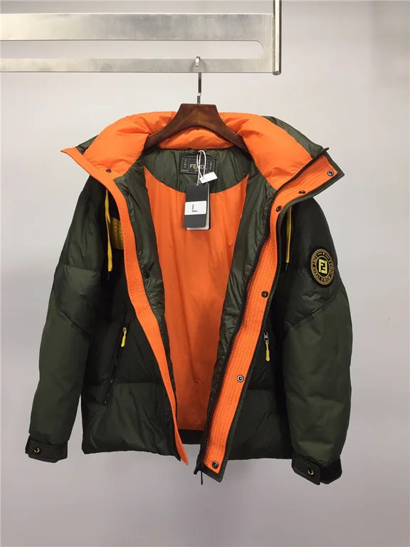 2021fw F**di Dwon Jacket