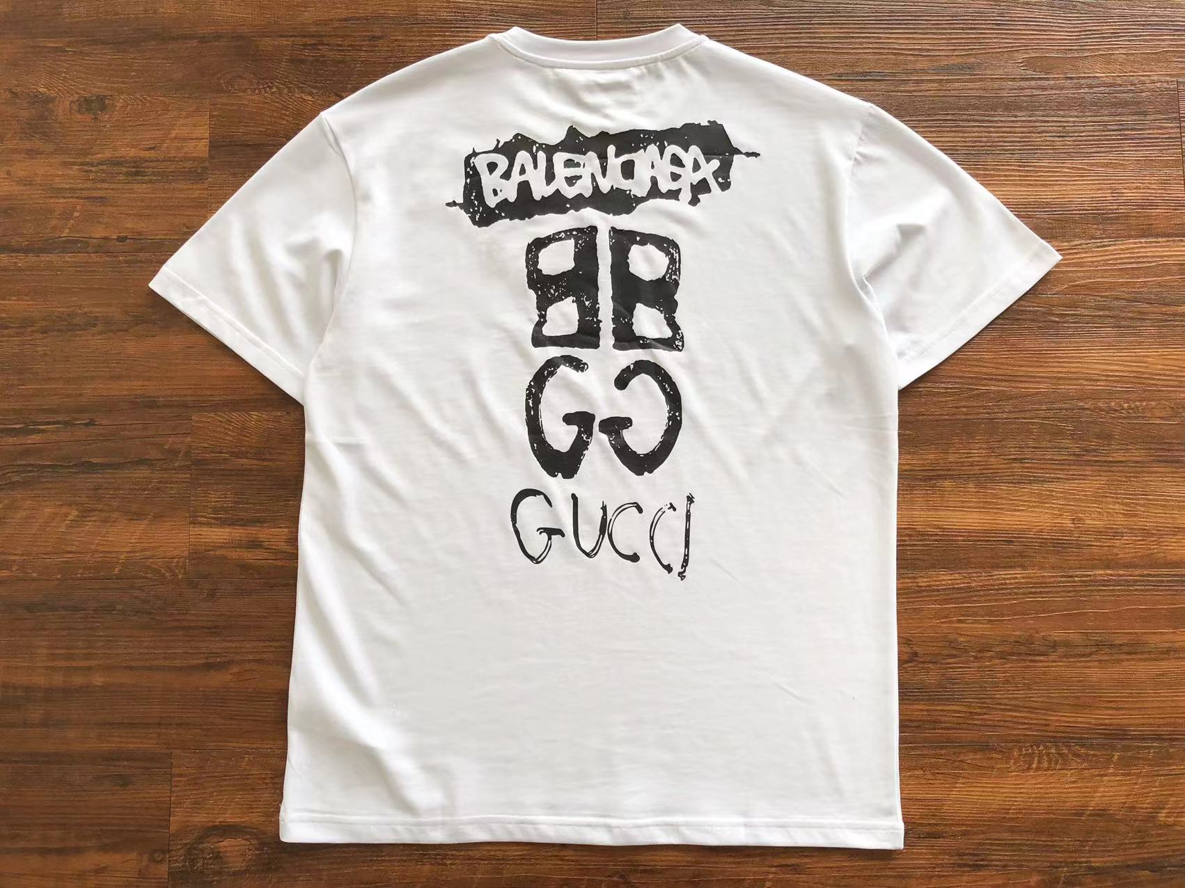 Gvc*1 x Ba1en*iaga T-shirt