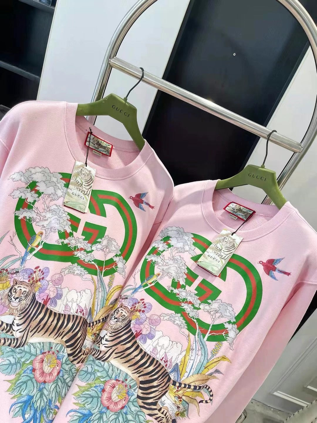 Gvc*1 Sweatshirt