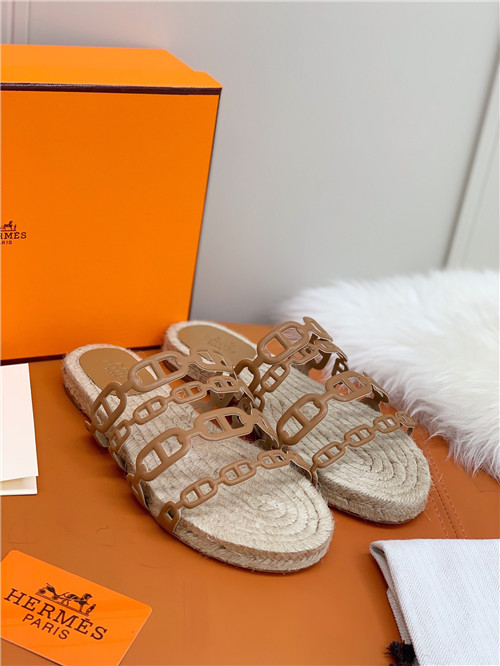 H**me5 flat slippers