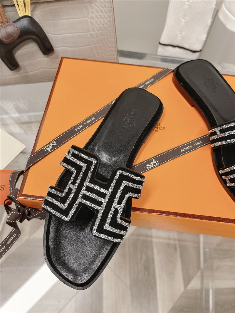 H**me5 flat sandals slippers