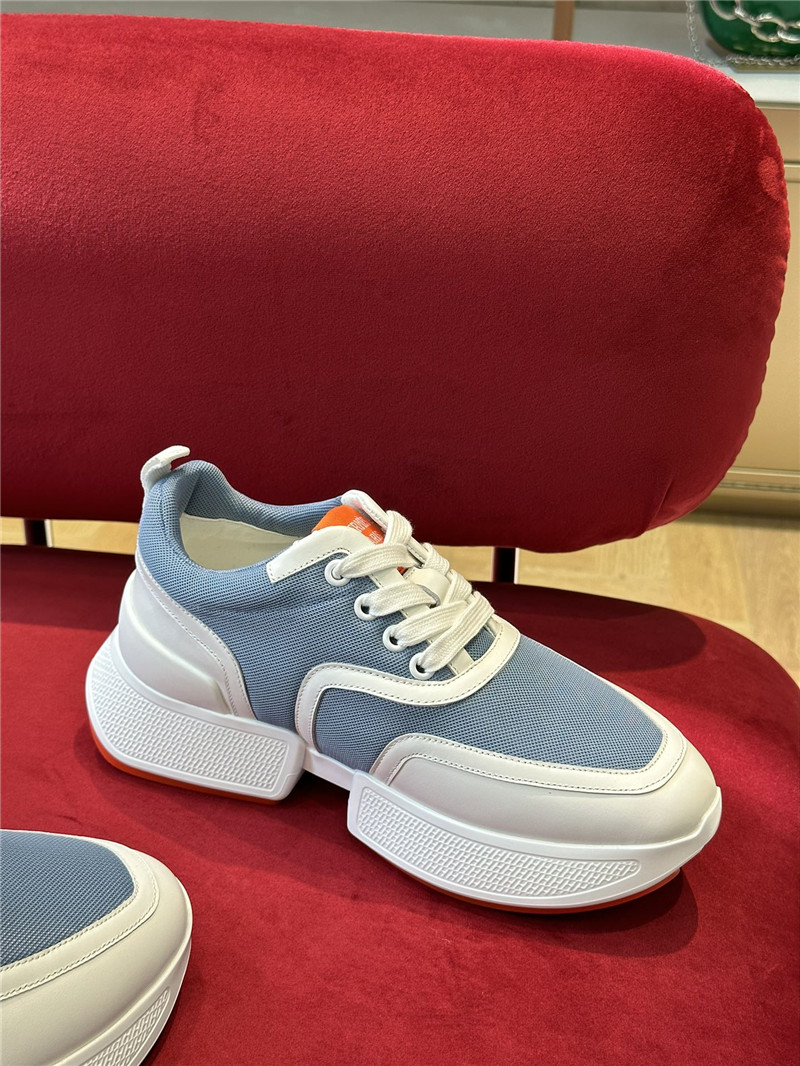 H**me5 new sneakers