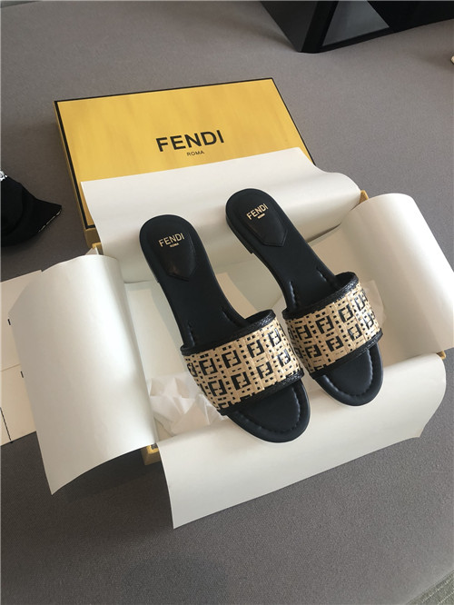 F**di slippers sandals