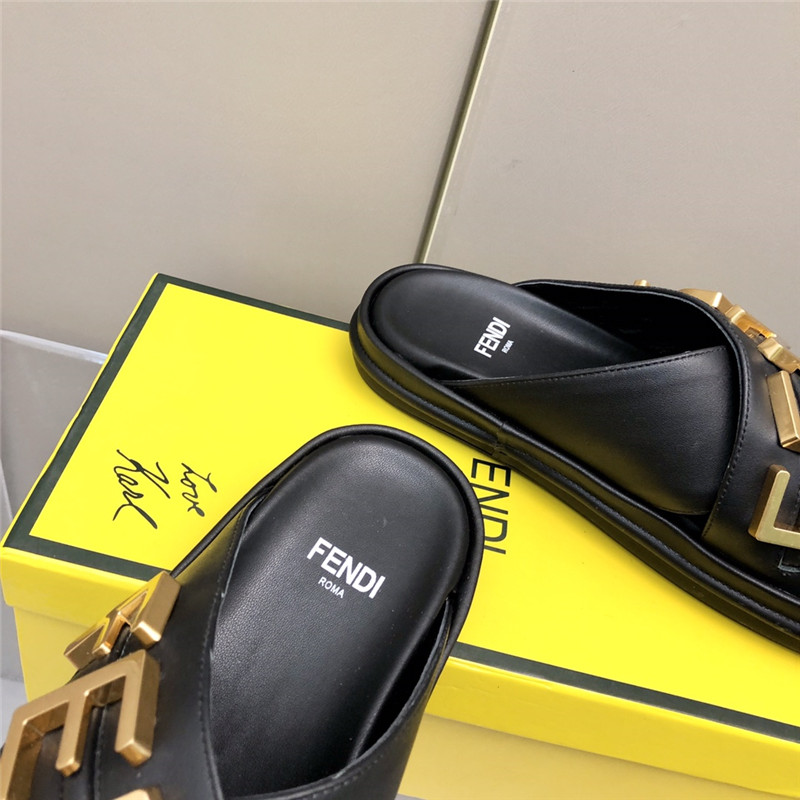 F**di metal logo slides