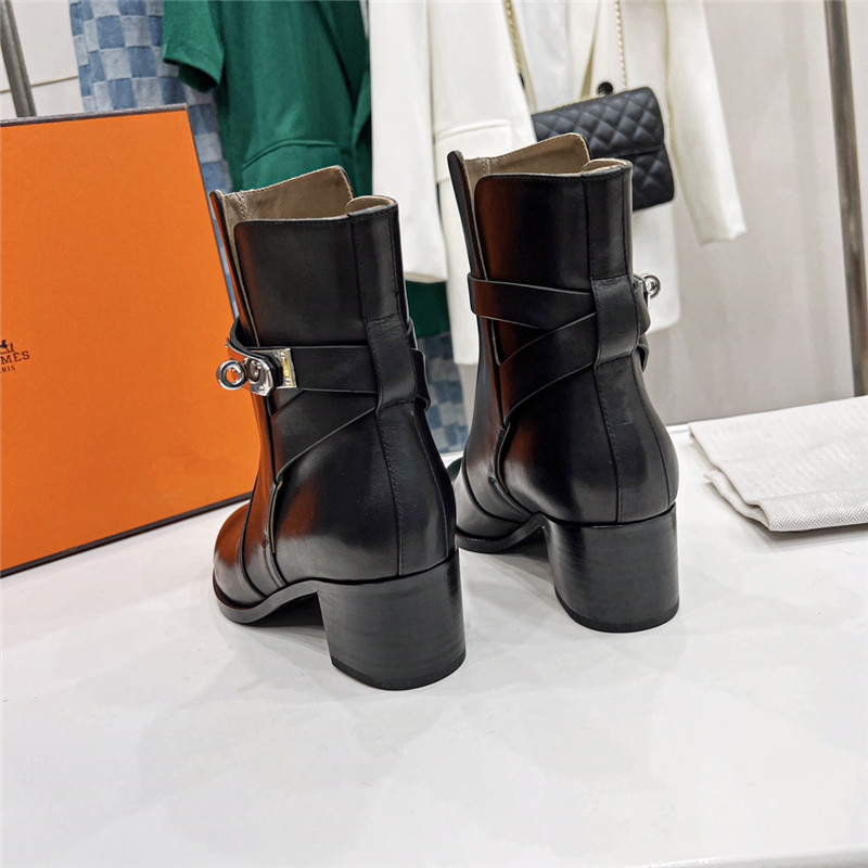 H**me5 frenchie 50 ankle boots