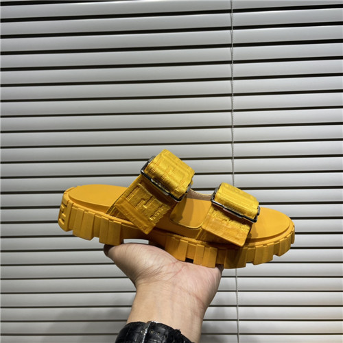 F**di ff logo sandals