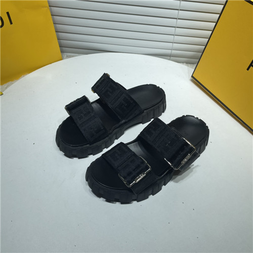 F**di ff logo sandals