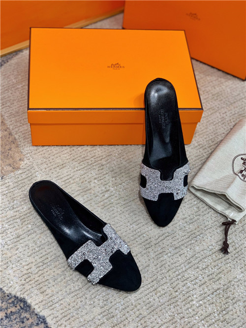 H**me5 roxane mule