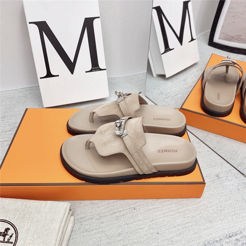 H**me5 couple shoes