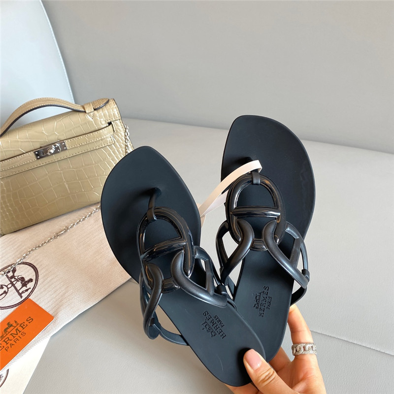 H**me5 new pig nose chain flip flops