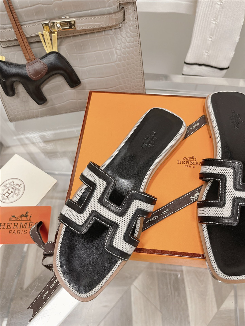 H**me5 flat sandals slippers