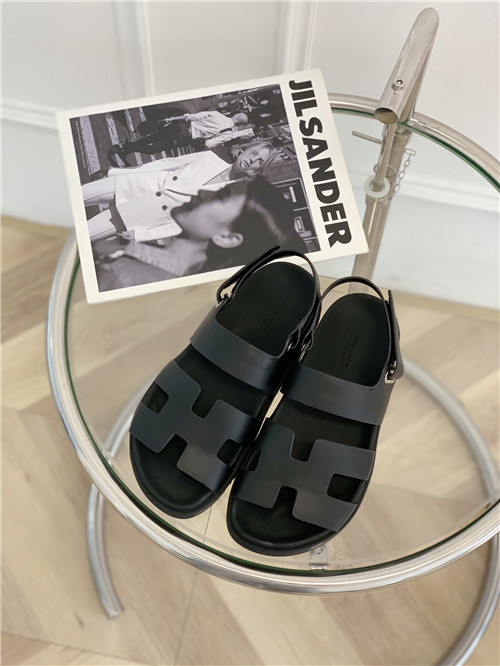 H**me5 Chypre Dupe sandals women