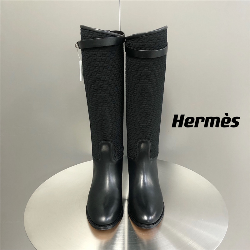 H**me5 jumping boots