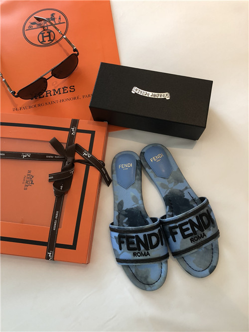 F**di slippers sandals