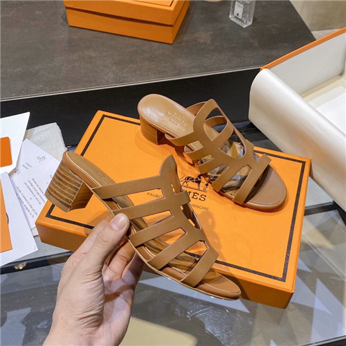 H**me5 kelly heels