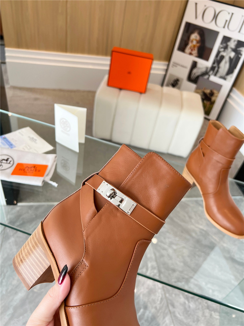 H**me5 Kelly Buckle Rider Boots