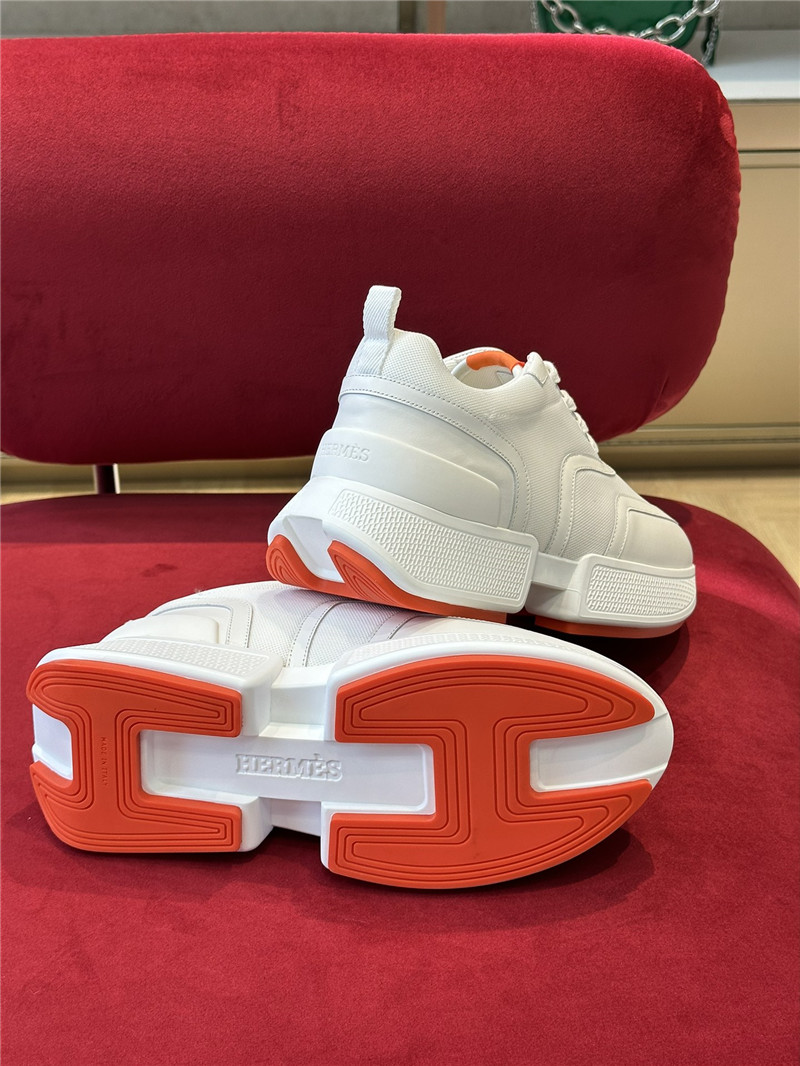 H**me5 new sneakers