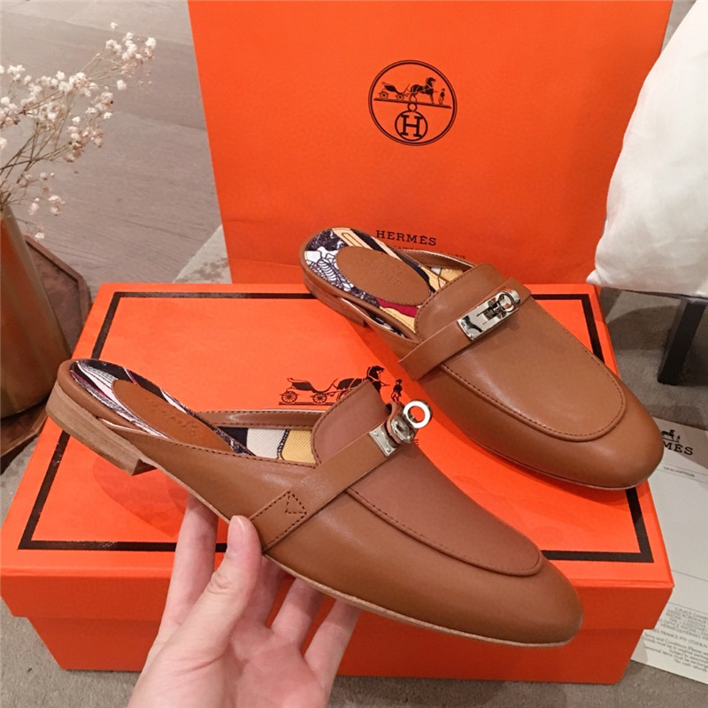 H**me5 Kelly Buckle Half Slip Shoes