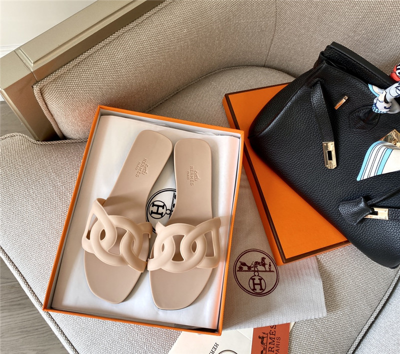 H**me5 new classic pig nose chain slippers