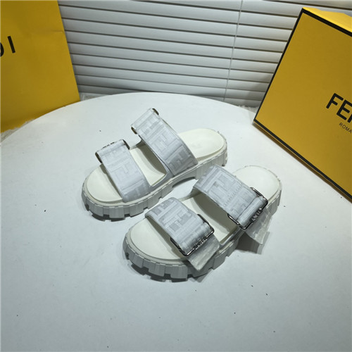 F**di ff logo sandals
