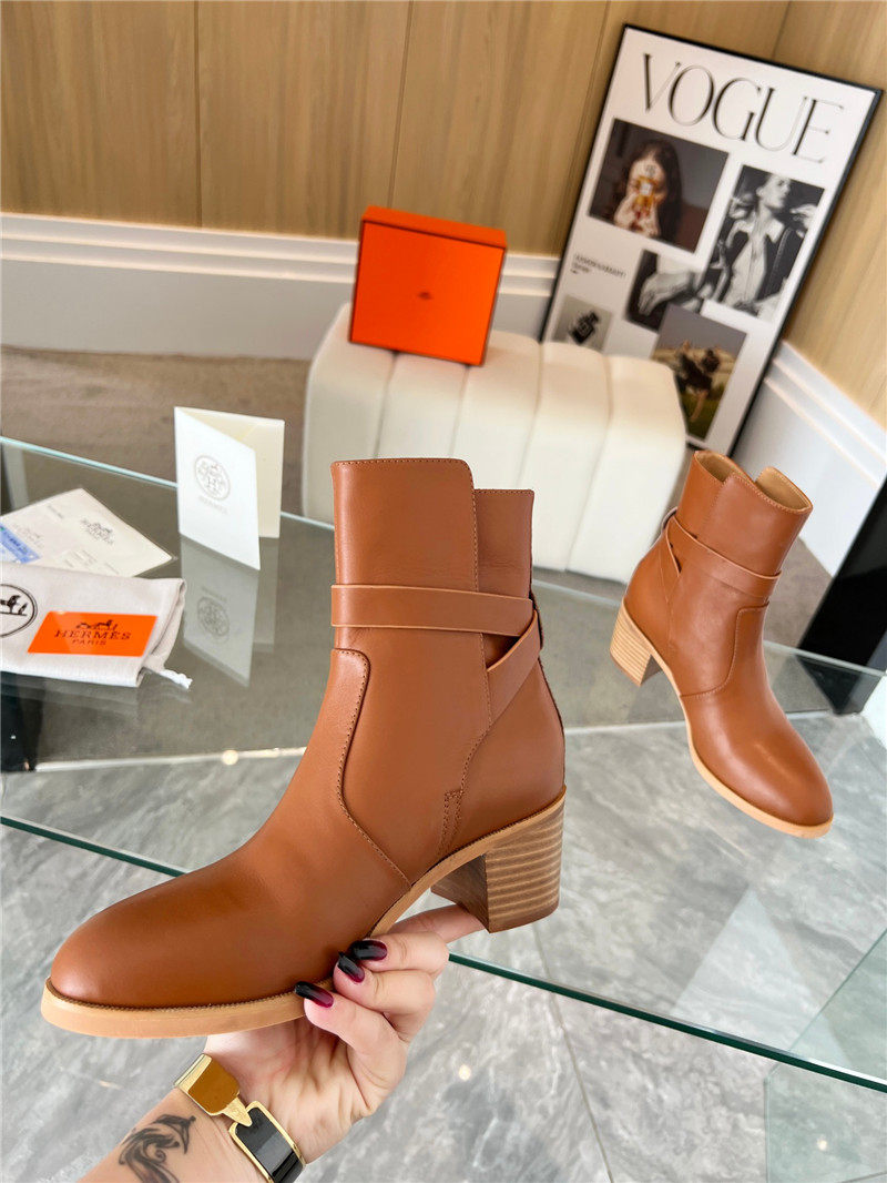 H**me5 Kelly Buckle Rider Boots