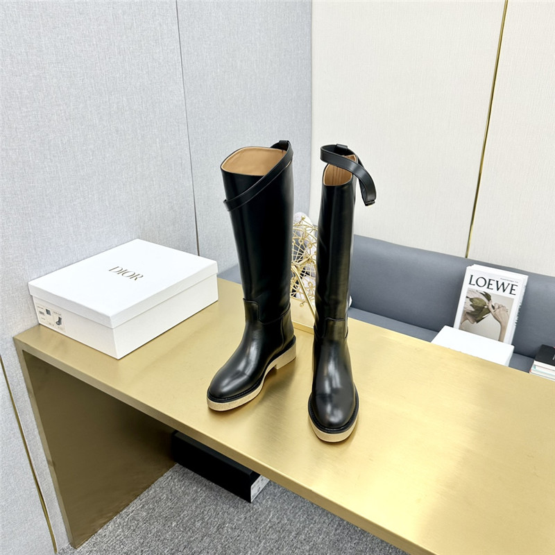 H**me5 Classic Boots