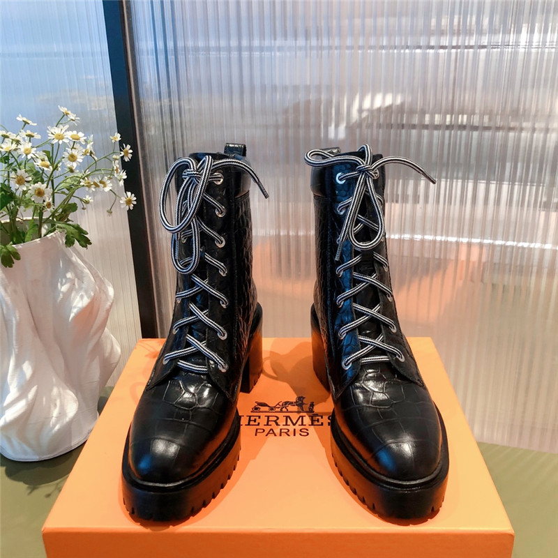 H**me5 classic ankle boots