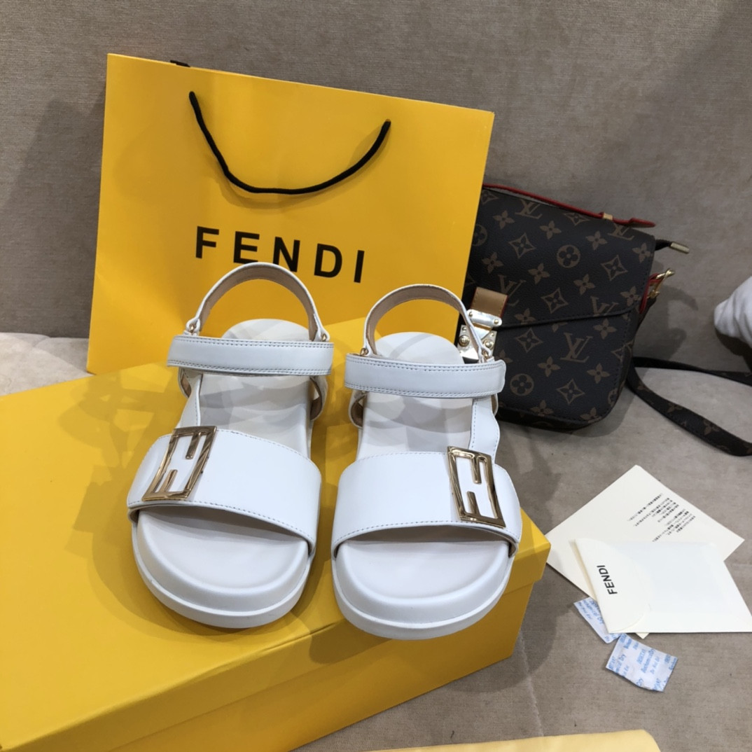 F**di sandals womens