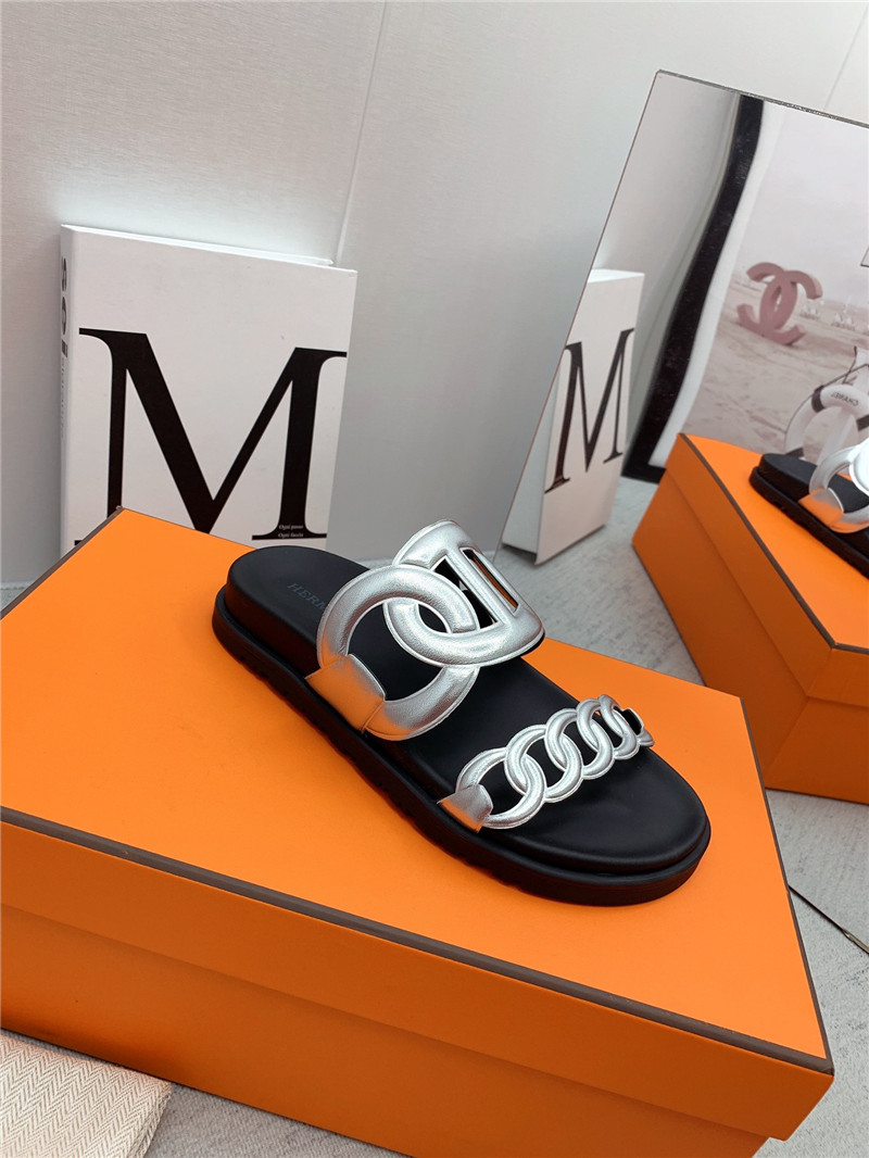 H**me5 couple shoes