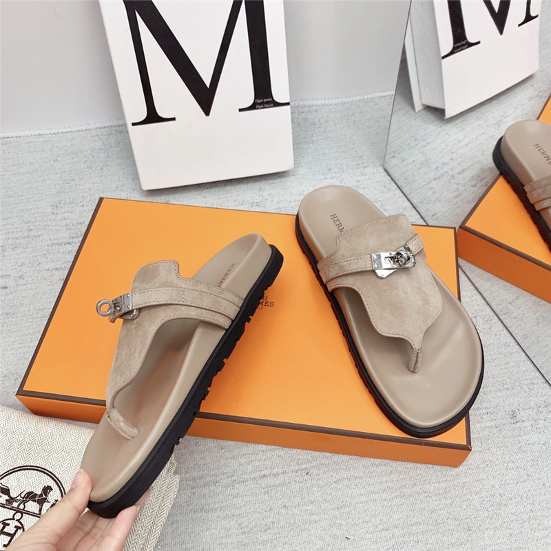 H**me5 couple shoes