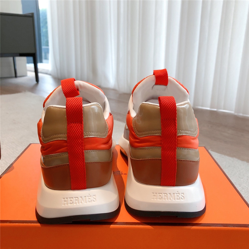 H**me5 new sneakers