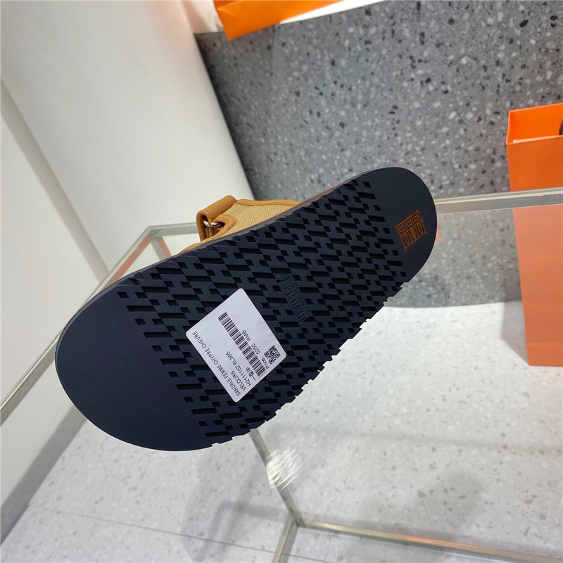 H**me5 Chypre Dupe sandals women