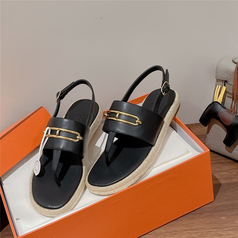 H**me5 knitted flat sandals