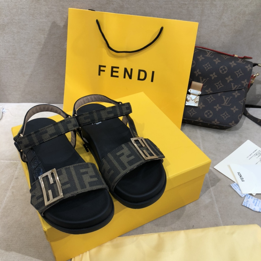 F**di sandals womens