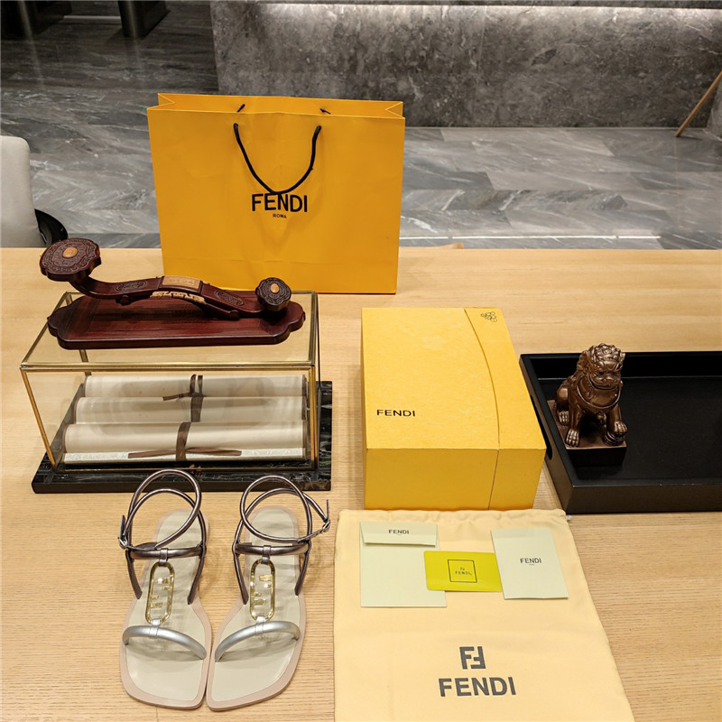 F**di flat beach sandals