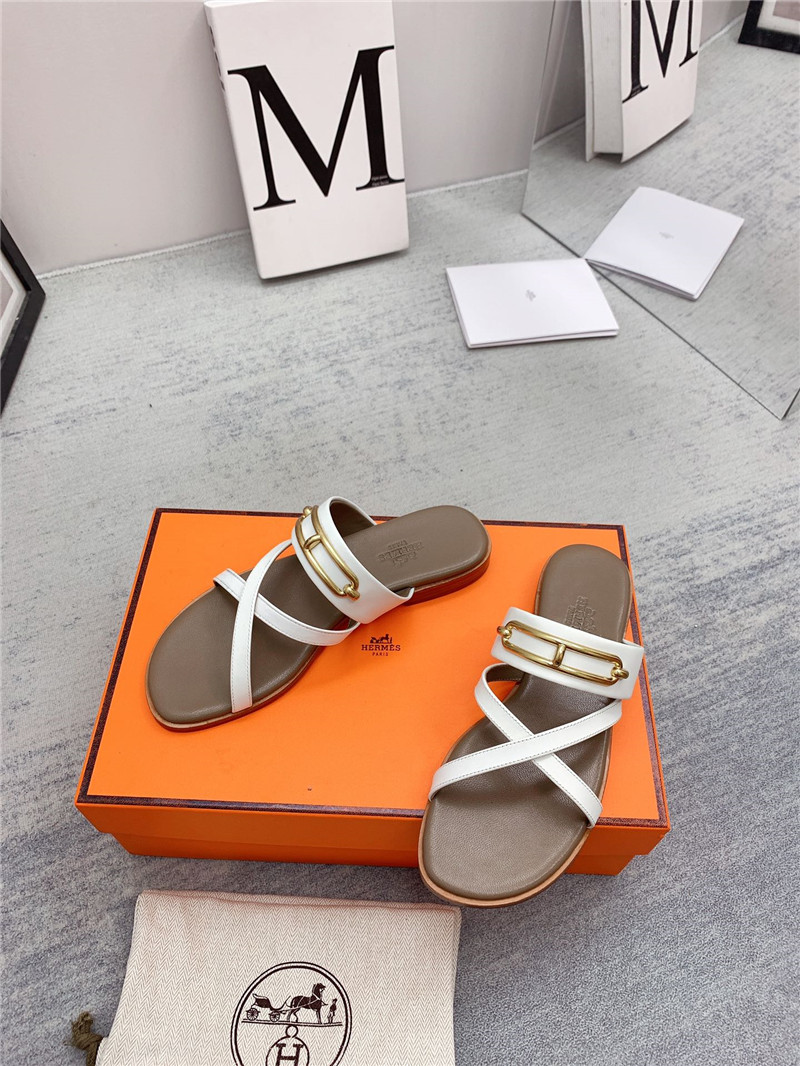 H**me5 flat slippers