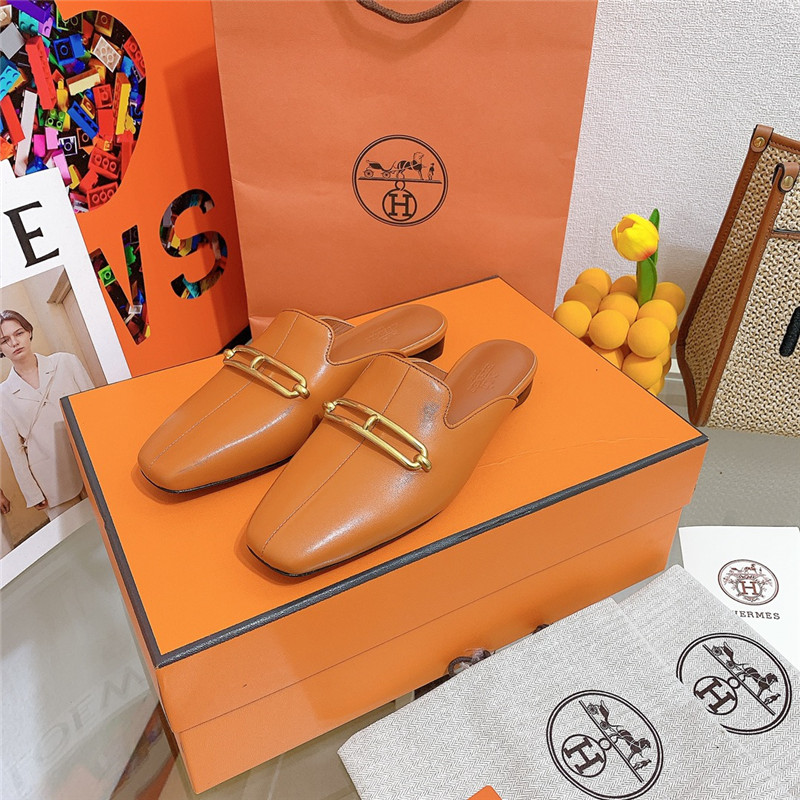 H**me5 flat slippers